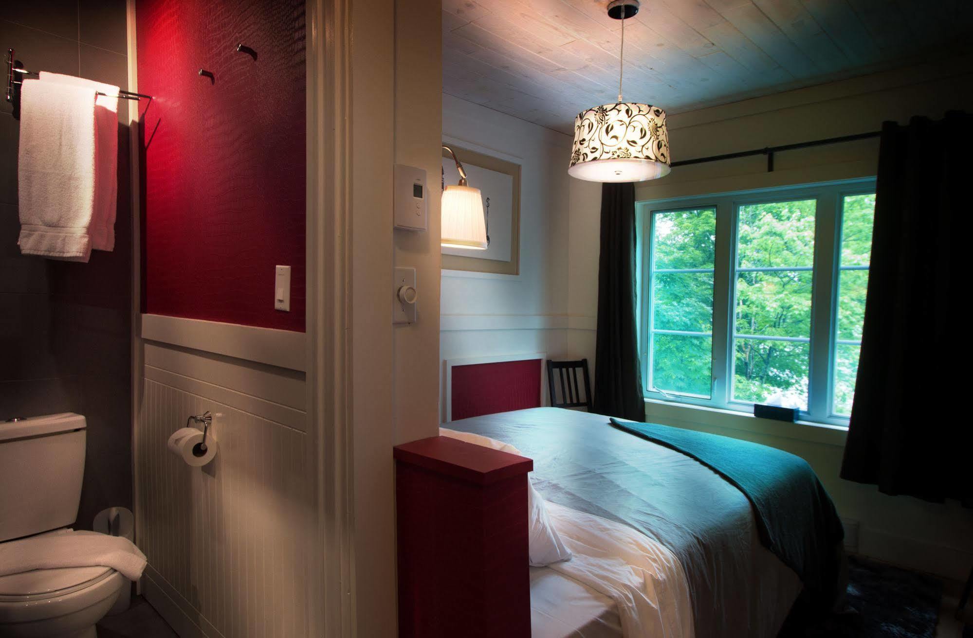 Manoir Du Sept-iles Inn